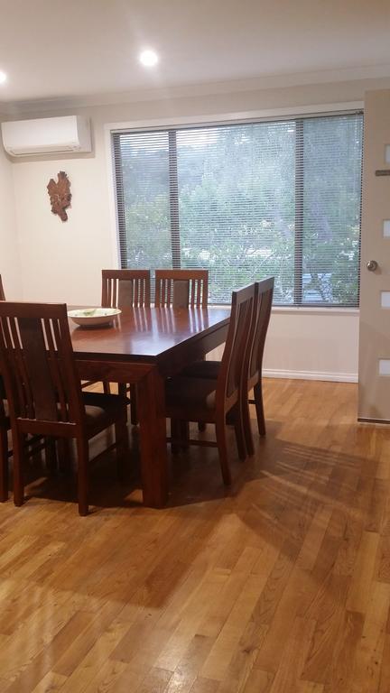 紫丁香海滨别墅&小屋 奥尔巴尼 外观 照片